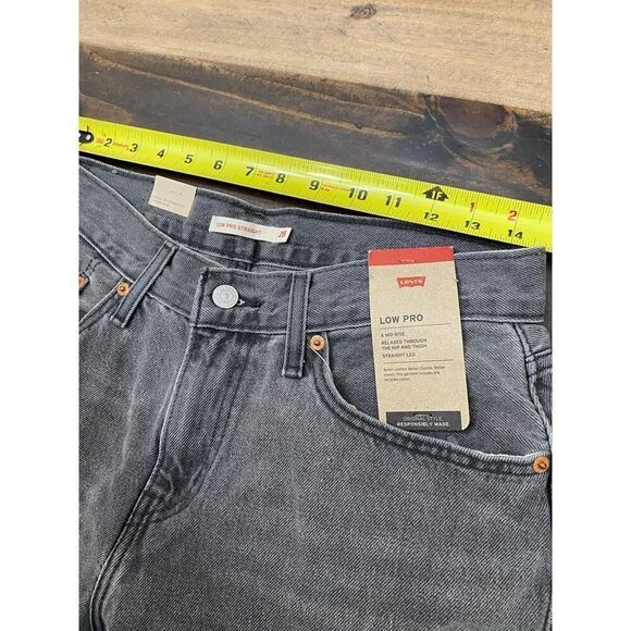 Levi's Gray Denim Low Pro Mid Rise Straight Leg Jeans Distressed Women's Size 28 - Picture 4 of 8